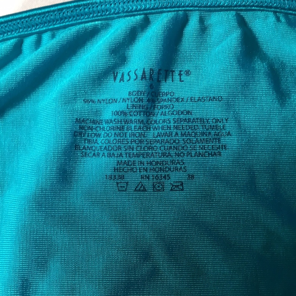 Panties - Picture 2 of 4